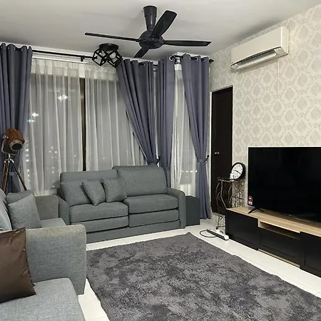 Kyra The Heights Residence Condo Ayer Keroh Melaka Wifi, Netflix & Pool Exterior photo