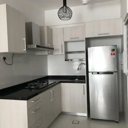 Kyra The Heights Residence Condo Ayer Keroh Melaka Wifi, Netflix & Pool Exterior photo
