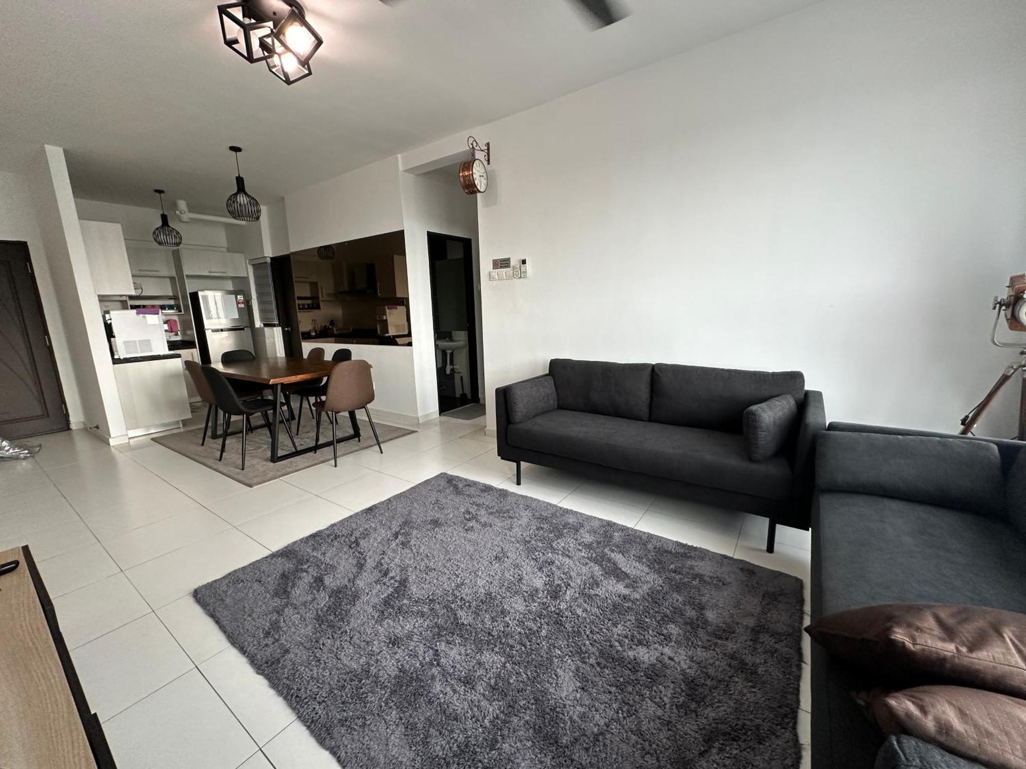 Kyra The Heights Melaka Wifi, Netflix & Pool Ayer Keroh