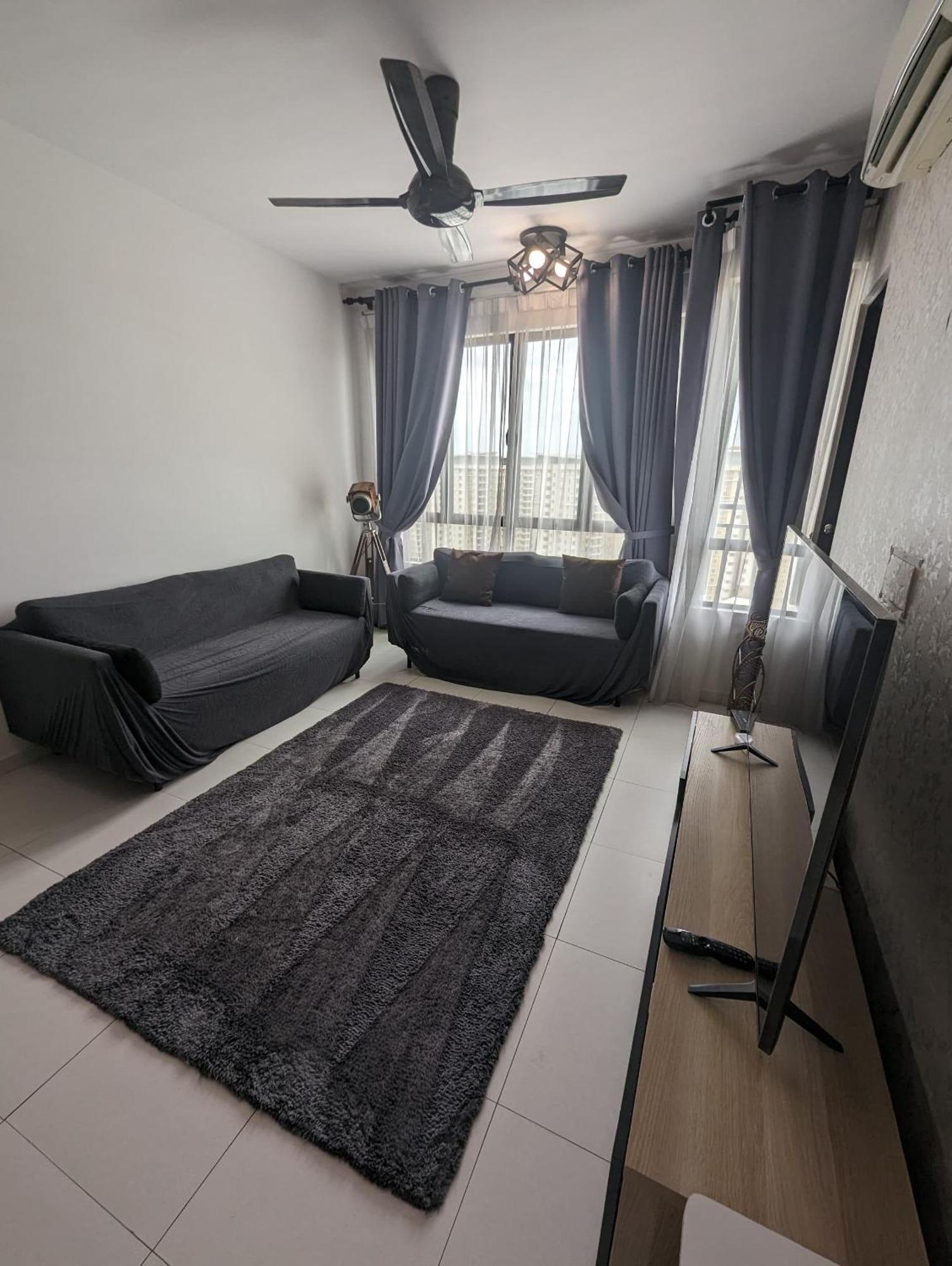Kyra The Heights Melaka Wifi, Netflix & Pool Apartment Ayer Keroh