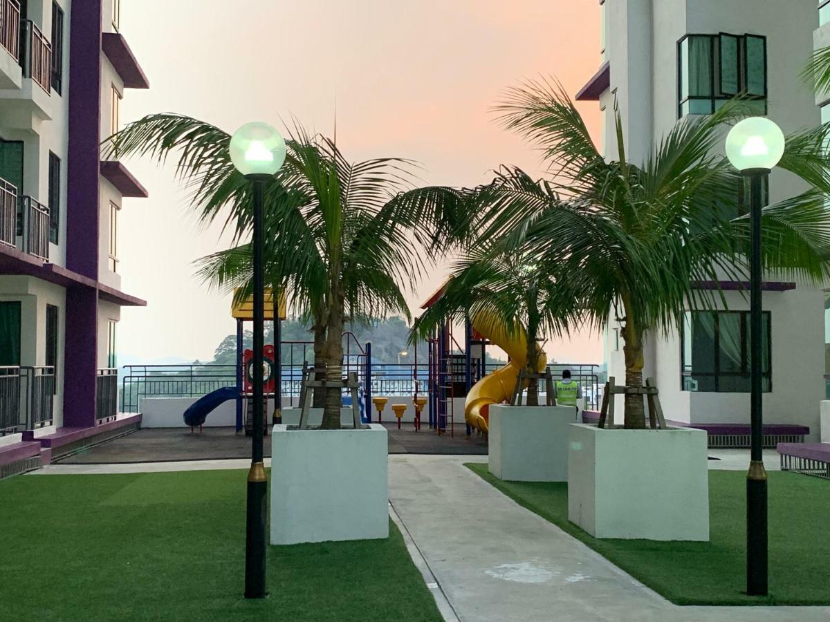 Kyra The Heights Melaka Wifi, Netflix & Pool *